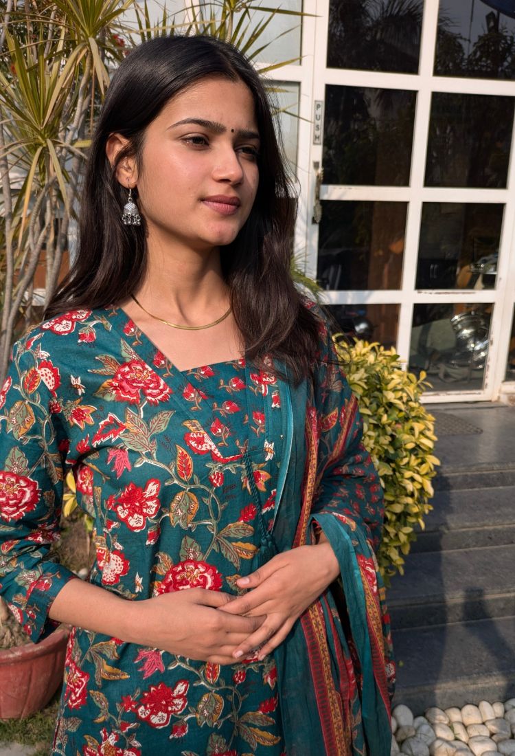 Floral Printed Kurta Pant Set With Dupatta