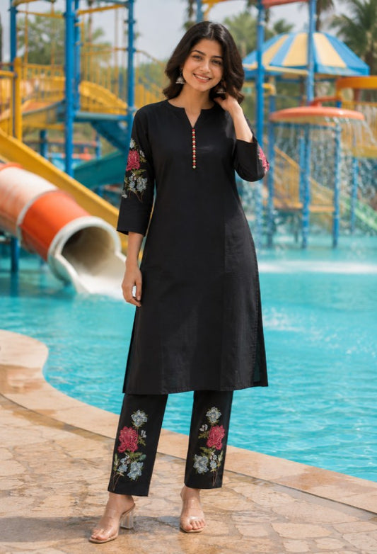 Floral Embroidery Kurta Set