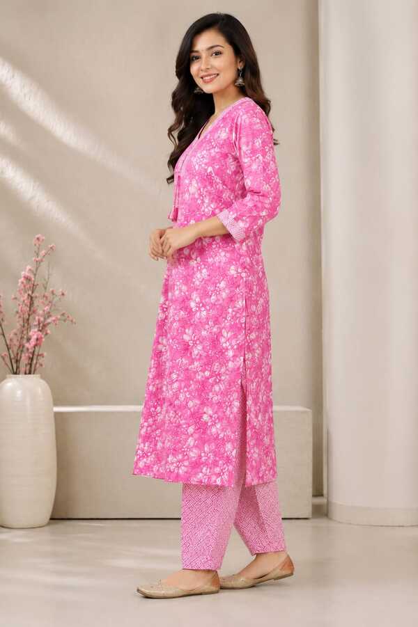 Pink Floral Printed Kurta Set